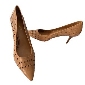 Nine West Tan Leather Laser Cut Pointy Toe Pump 3" Heel Size 11
